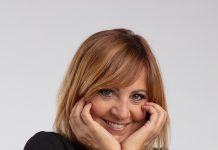 Debora Villa con il recital ’20 di Risate’ al teatro comunale Mauro Pagano