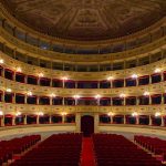 Dopo Capodanno che si fa? Si torna a teatro: le proposte del prossi… Dopo Capodanno che si fa? Si torna a teatro: le proposte del prossi…