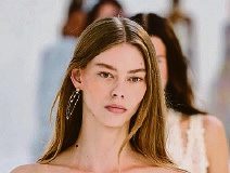 Esplorando il dolce fascino del pantone 2024: peach fuzz