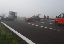Tamponamento in A22 tra Reggiolo e Carpi per nebbia, autostrada chiusa anche a Mantova e traffico in tilt alle porte della città