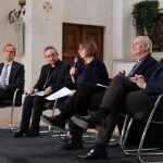 Il vescovo Busca e il cardinale Zuppi: “Qui c’è una silenziosa apo… Il vescovo Busca e il cardinale Zuppi: “Qui c’è una silenziosa apo…