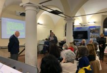 Un moderno Virgilio tiene banco al Baratta