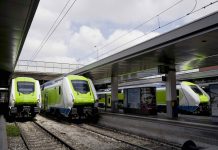 Un treno “Caravaggio” sulla linea Bozzolo-Milano