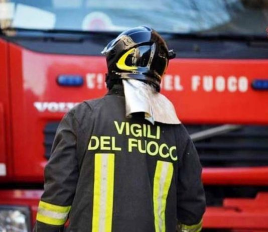 Scontro frontale nella nebbia tra Rolo e Rio Saliceto: grave una giovane di San Benedetto