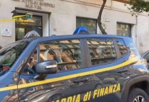 Camorra e riciclaggio, 5 arresti e sequestri per 3,5 mln a Napoli