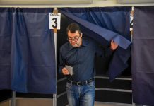 Salvini “Lega viva e vivace. Bossi vota un altro partito? Stranezze”