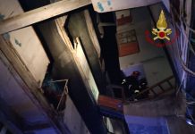 Terza vittima del crollo a Scampia, donna ferita muore in ospedale