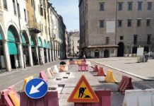 Iniziati i lavori di manutenzione straordinaria delle lastre di porfido in via Broletto
