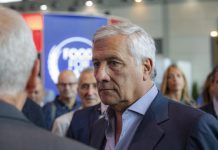 Tajani “Nessuna possibilità che cada il governo”