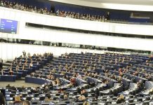 Ucraina, dal Parlamento Ue sì all’uso di armi in territorio russo