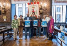 Una cena al buio per unire le culture nel segno di vecchie e nuove tradizioni