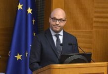 Fontana “Inaccettabile morire sul lavoro, spezzare tragica catena”