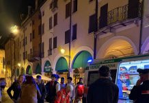 Tornano le risse in centro: piazza Broletto a ferro e fuoco