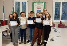 Castelbelforte, consegnate le borse di studio agli studenti meritevoli