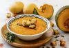 ZUPPA DI ZUCCA: UNA RICETTA SANA E STAGIONALE CHE NUTRE IL CORPO
