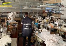 Laboratori tessili: su 27 lavoratori 11 in nero e due clandestini