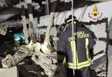 Esplosione in una villetta ad Aprilia, nonna e nipote estratte senza vita