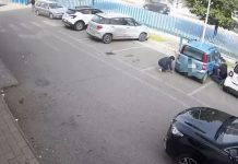 Distrae un’anziana mentre il complice le ruba la borsetta con il bancomat: denunciato un 33enne