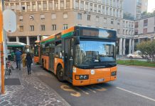 Giovani, violenti e pure senza biglietto