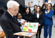 Mattarella visita una scuola di Palermo “Il dialogo fa crescere”