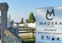 Botte e bottigliate nel parcheggio della discoteca: ferito un 18enne