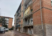 Aggredito durante la lite muore dopo dieci giorni. Il vicino di casa indagato per omicidio