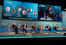 Papanicolaou “Intesa Sanpaolo ponte naturale tra Italia ed estero”