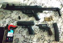 Carabinieri scoprono arsenale a Boscoreale, due arrestati