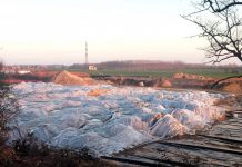 Gru, ruspe, escavatori: il maxi cantiere procede