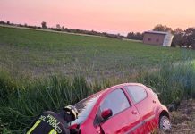 Auto fuori strada a Barbassolo: ferita una 33enne
