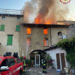 Incendio alla pasticceria Parolini di Cavriana. Terminato in mattin… Incendio alla pasticceria Parolini di Cavriana. Terminato in mattin…