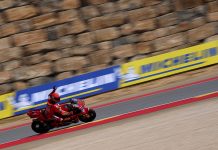 Marc Marquez domina il Gp di Aragon, terzo Bagnaia