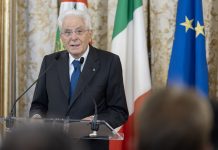 Carceri, Mattarella “Insostenibile il sovraffollamento, un’emergenza i suicidi” / Video