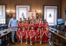 Mini Basket – Passerella d’onore in Comune per i campioncini del S. Pio X