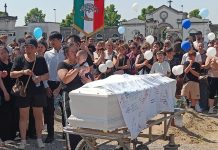 Canneto: tutto il paese in un abbraccio per l’ultimo saluto a Leonardo