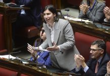 Schlein “Per non dire no a Trump Meloni danneggia gli interessi degli italiani”