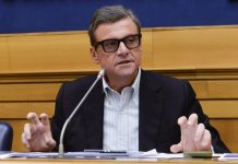 Calenda “Lontani dal campo largo. A Roma con la destra? Solo gossip”