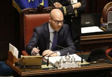 Fontana “Parlamento potrebbe contare di più, ma sta lavorando bene”