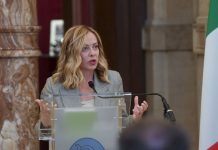 Russia, Meloni “Propaganda per distogliere attenzione da responsabilità”
