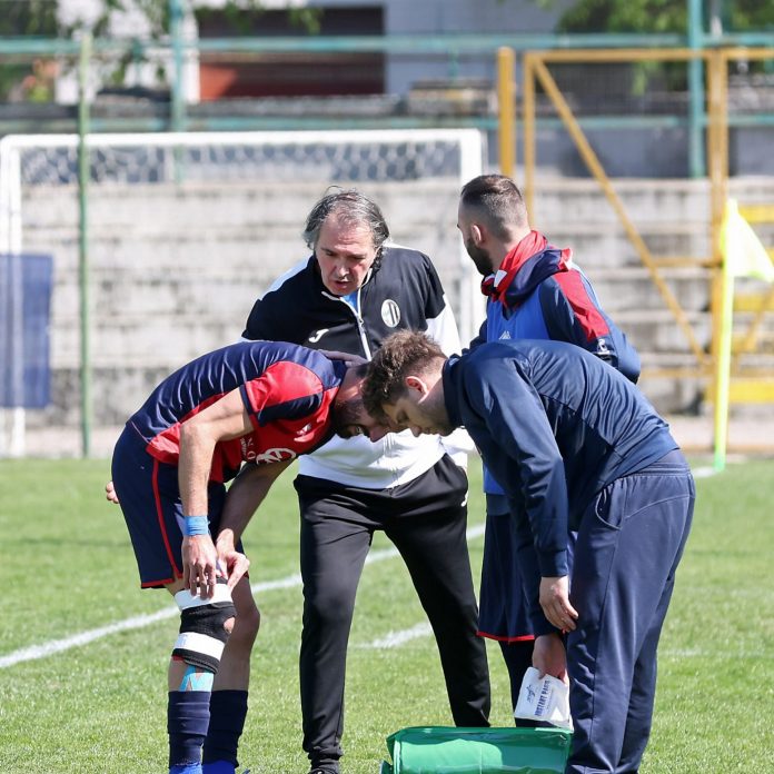 Magro_abbandona_saluta_Artoni