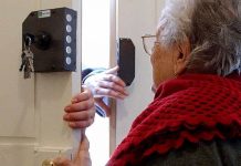 Anziani nel mirino di finti tecnici armati di spray stordente. Segnalati diversi episodi a Brusatasso