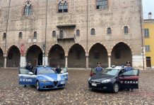 Rapinavano i centri massaggi: Carabinieri e Polizia arrestano 4 persone