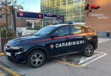 Guidava con una patente falsa, che quella vera non l’aveva mai presa: 50enne denunciato dai carabinieri