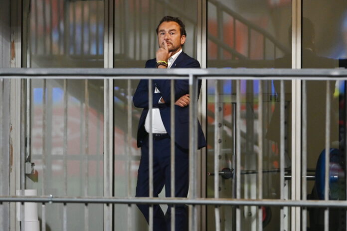 ALT_2261_3701008 ALT_2261_3701008