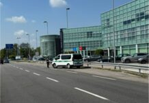 Ubriaco e senza patente fa collezione di multe e inguaia un amico