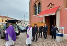 Bruno Nicolis, ieri l’ultimo saluto nella parrocchiale di Stradella