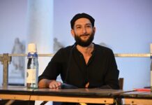 Vasco Brondi: parole, musica e resistenza emotiva