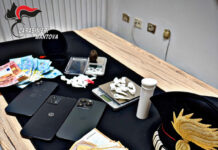 Blitz anti-droga dei carabinieri in località Malpensata: un arresto, una denuncia e sequestro di hashish e cocaina