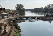 Nuovo ponte Fs sull’Oglio: completato lo svaro, in corso il guado per la pila centrale