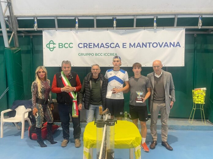 594c5c0e-826a-4b79-8ff2-b8947222a90c_3747349